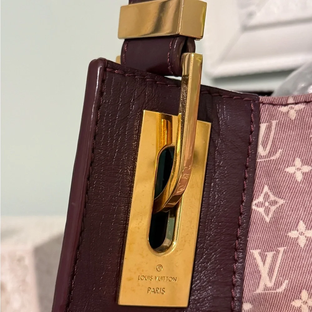 Louis Vuitton Canvas Monogram Idylle Fantaisie - Picture 4 of 14